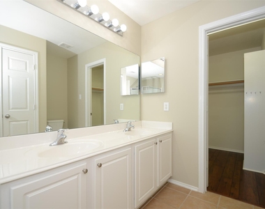 5606 Claybeck Lane - Photo Thumbnail 19