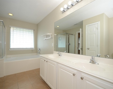 5606 Claybeck Lane - Photo Thumbnail 18