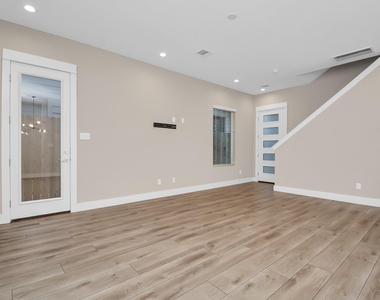 1235 W Tidwell Road - Photo Thumbnail 3