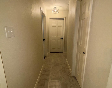 22707 Cranberry Trail - Photo Thumbnail 15