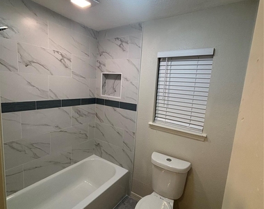 22707 Cranberry Trail - Photo Thumbnail 9
