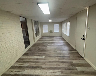 22707 Cranberry Trail - Photo Thumbnail 14