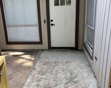 22707 Cranberry Trail - Photo Thumbnail 2