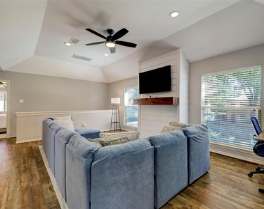 3611 Braewin Court - Photo Thumbnail 13