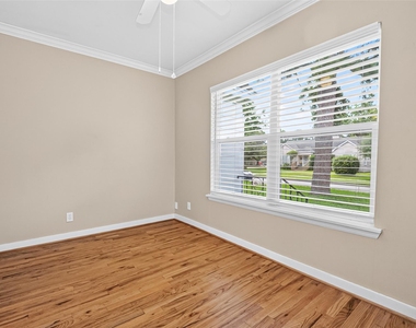 2406 Southgate Boulevard - Photo Thumbnail 16