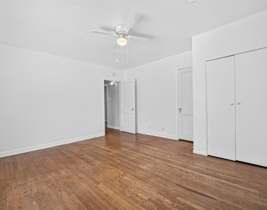 2406 Southgate Boulevard - Photo Thumbnail 23