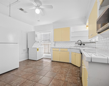 2406 Southgate Boulevard - Photo Thumbnail 10