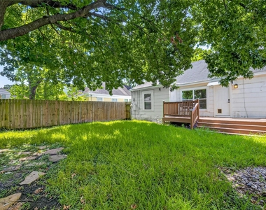 2406 Southgate Boulevard - Photo Thumbnail 28