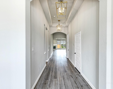 7327 Camden Crestwood Way - Photo Thumbnail 5