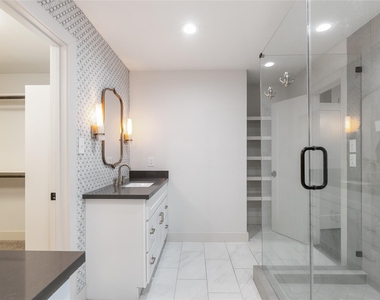 7307 Raton Street - Photo Thumbnail 14