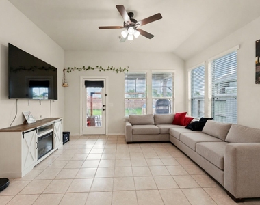11410 Cypress Elm Court - Photo Thumbnail 13
