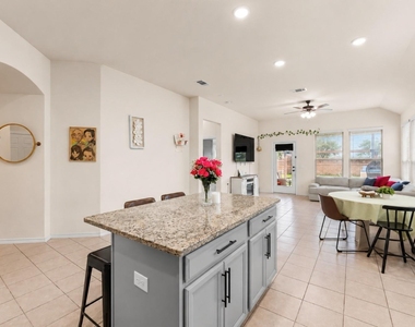 11410 Cypress Elm Court - Photo Thumbnail 12