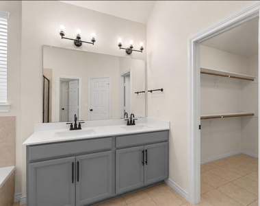 11410 Cypress Elm Court - Photo Thumbnail 16