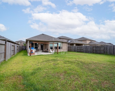 11410 Cypress Elm Court - Photo Thumbnail 18