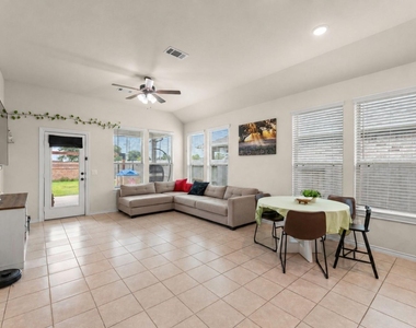 11410 Cypress Elm Court - Photo Thumbnail 9
