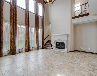 5711 Avon Landing Lane - Photo Thumbnail 8
