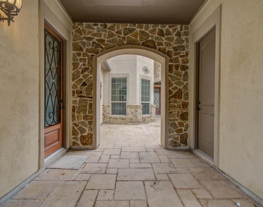 5711 Avon Landing Lane - Photo Thumbnail 1