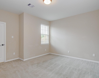 5711 Avon Landing Lane - Photo Thumbnail 43