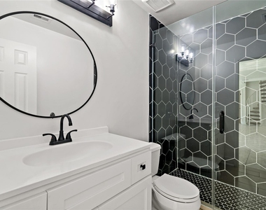 10319 Sand Pass Lane - Photo Thumbnail 14
