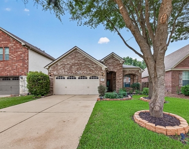 24518 Carlton Springs Lane - Photo Thumbnail 1