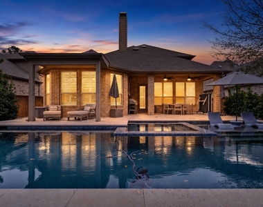 125 Russet Bend Place N - Photo Thumbnail 1