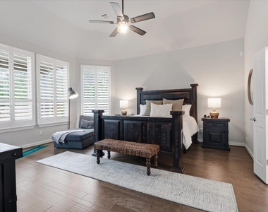 125 Russet Bend Place N - Photo Thumbnail 19