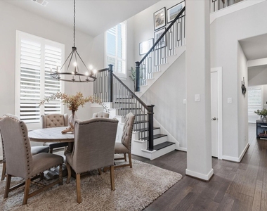 125 Russet Bend Place N - Photo Thumbnail 25