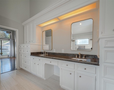 15714 Sylvan Lake Drive - Photo Thumbnail 38