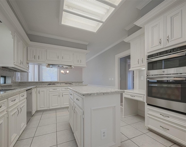 15714 Sylvan Lake Drive - Photo Thumbnail 16