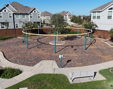 4910 Anders Lane - Photo Thumbnail 8