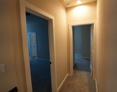 4910 Anders Lane - Photo Thumbnail 18