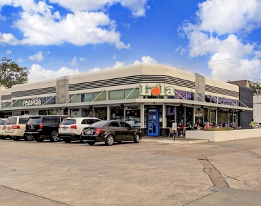 427 W 24th Street - Photo Thumbnail 13
