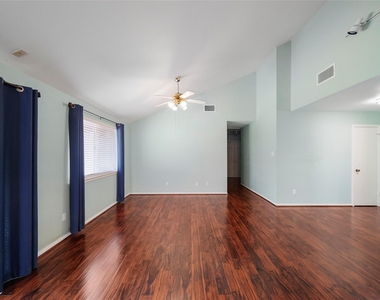 17206 Park Lodge Drive - Photo Thumbnail 3