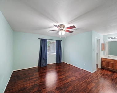 17206 Park Lodge Drive - Photo Thumbnail 13
