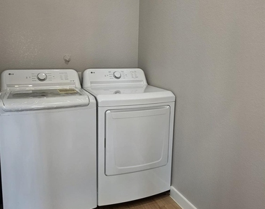 727 Road 5714 - Photo Thumbnail 14