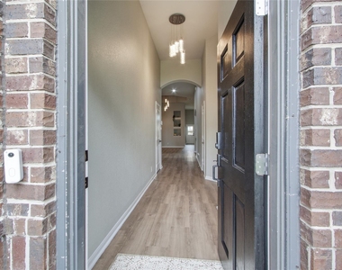 10406 Sill Prairie Drive - Photo Thumbnail 3