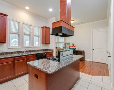 10205 Brooktree Drive - Photo Thumbnail 10