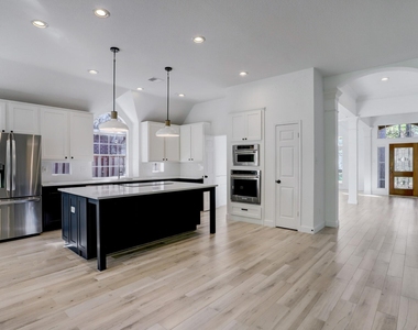 138 Summer Storm Place - Photo Thumbnail 5