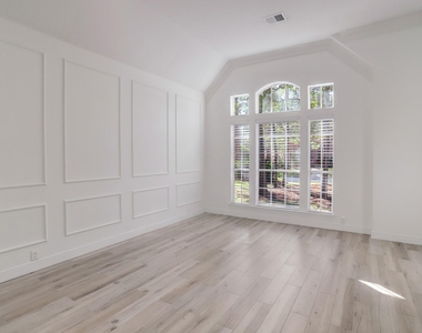 138 Summer Storm Place - Photo Thumbnail 3