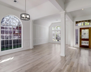 138 Summer Storm Place - Photo Thumbnail 2
