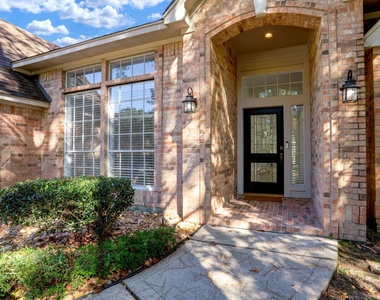 138 Summer Storm Place - Photo Thumbnail 1