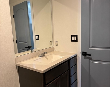 5430 Lotus Street - Photo Thumbnail 13