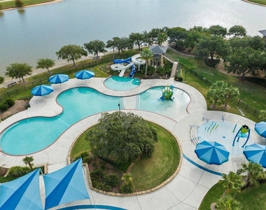 18410 Central Creek Drive Drive - Photo Thumbnail 41