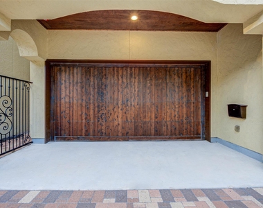 1809 W 24th Street - Photo Thumbnail 1