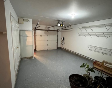 533 Coventry - Photo Thumbnail 29