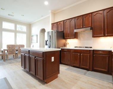 21314 Shawnee Park Drive - Photo Thumbnail 10