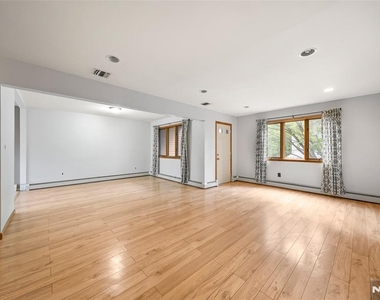 140 Allwood - Photo Thumbnail 8