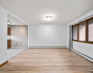 140 Allwood - Photo Thumbnail 10