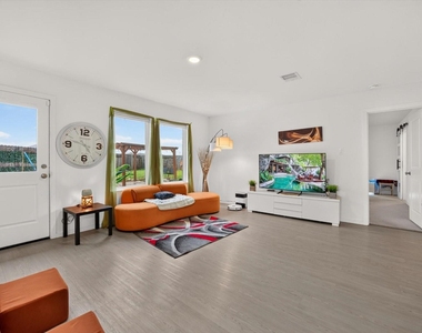 444 Texas Pecan Drive - Photo Thumbnail 22