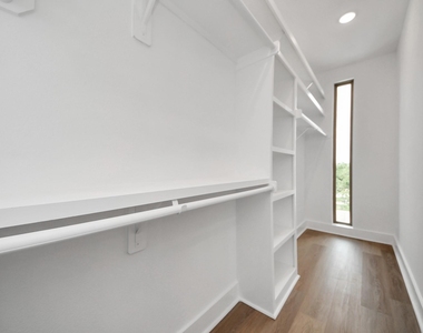 5630 Dolores Street - Photo Thumbnail 27